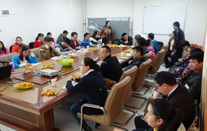 目前天度客戶沙龍已順利舉行4期，我們將一直秉承全公益、凈干貨、不推銷產(chǎn)品的理念，助力天度新老客戶開展網(wǎng)絡(luò)營銷和移動互聯(lián)網(wǎng)營銷。